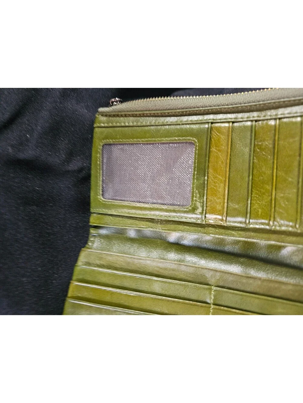 VTG Roulens Green Zip-Around Folding Wallet with ID Window Photo Holder Leather